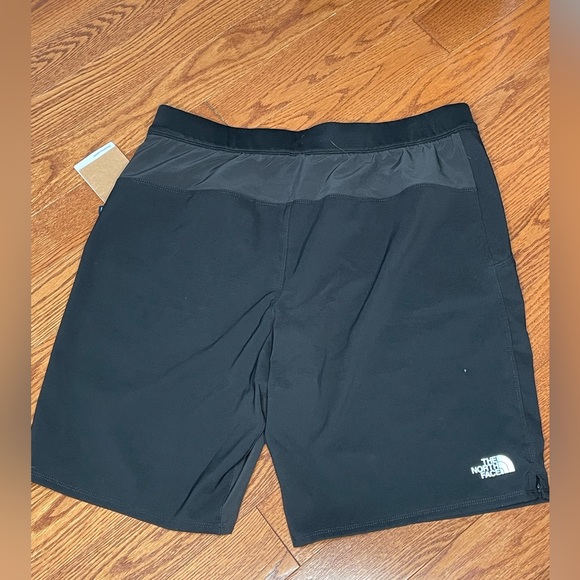 The North Face Shorts - Picture 3 of 4